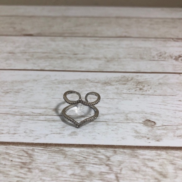 Adjustable Cubic Zirconia V Paving Open Platinum Plated Ring - Picture 10 of 13